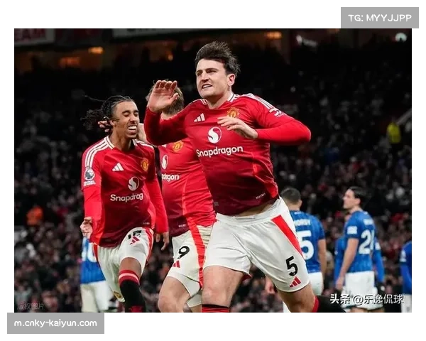 曼联排名预测跌至第十，战术混乱与引援失败成下滑主因